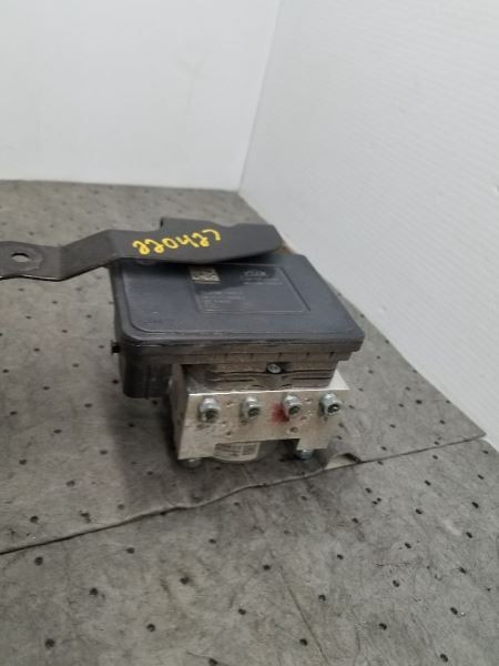 OUTLAN SP 2015 Anti-Lock Brake Part 988284