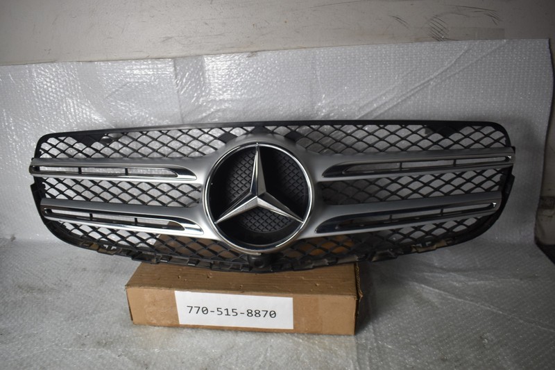 MERCEDES BENZ GRILLE CUSTOM A 000 888 01 60