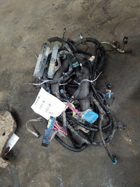 SUBURBN25 2001 Engine Wire Harness 201096