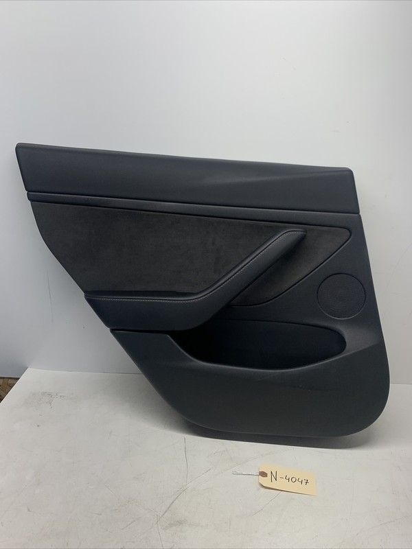 2017-2023 TESLA 3 REAR LEFT SIDE DOOR TRIM PANEL BLACK 1608617-00-A OEM 4047 C1