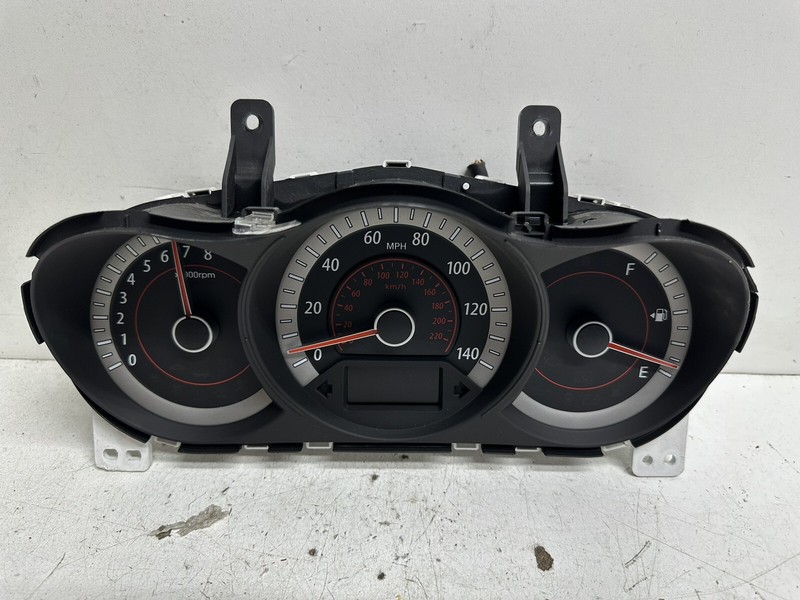 2013 Kia Forte 2.0L HTBK & SDN A/T cluster speedometer tach gauges panel oem