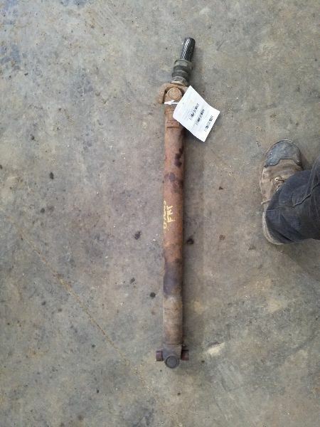 Front Drive Shaft Fits 00-13 SUBURBAN 2500 207189