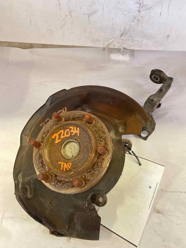 Spindle Knuckle Front TOYOTA FJ CRUISER Left 07 08 09 10 11 12 13 14