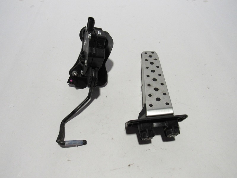 Lexus IS300 2020 Gas Throttle Electric Accelerator Pedal Assembly Set 14-21 *