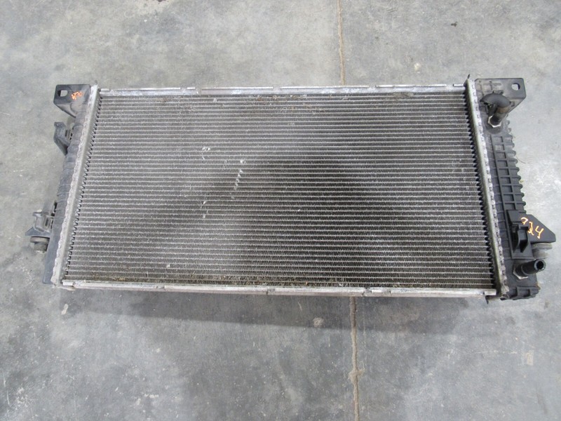 11 12 13 14 FORD F-150 PICKUP RADIATOR