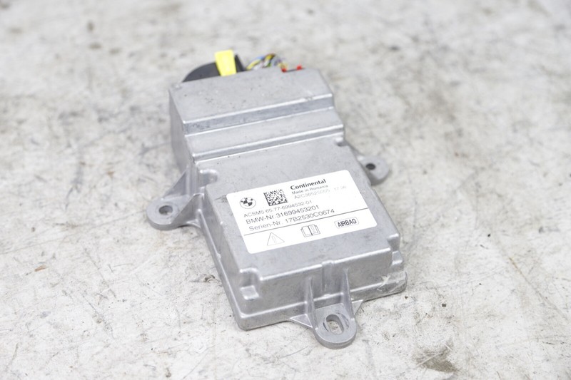 BMW 530i 540i G30 RESTRAINT DIAGNOSTIC COMPUTER CONTROL MODULE UNIT OEM 17-19