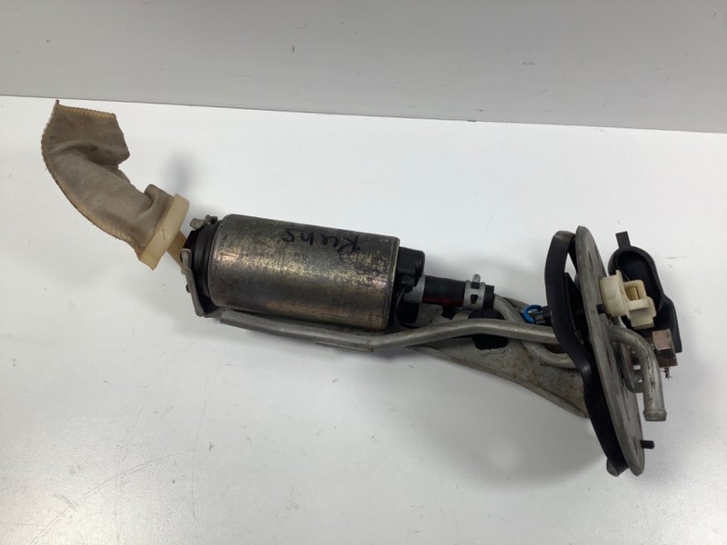 86-89 Honda Accord LXI Fuel Pump Assy 17708-SE0-S30 OEM