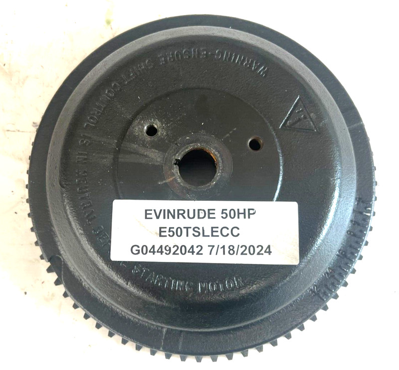 Johnson Evinrude Outboard 1999 50HP Flywheel 585190, 514548