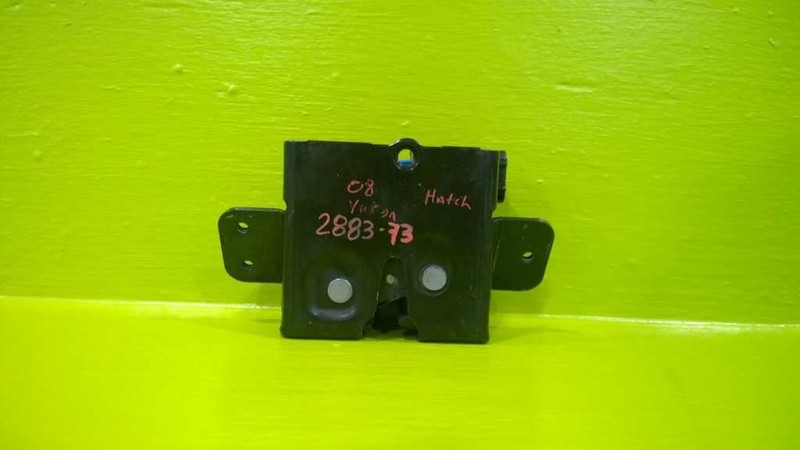 07 08 09 10 11 12 13 14 GMC YUKON HATCH LIFTGATE LOCK LATCH OEM 2883-73
