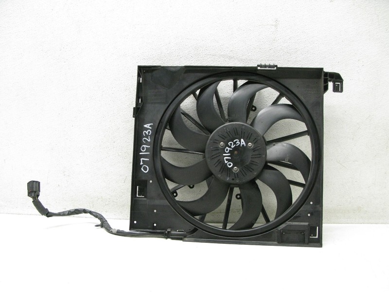 10-19 JAGUAR XF XFR XJ XJR ENGINE RADIATOR COOLING FAN MOTOR ASSEMBLY OEM 07192A