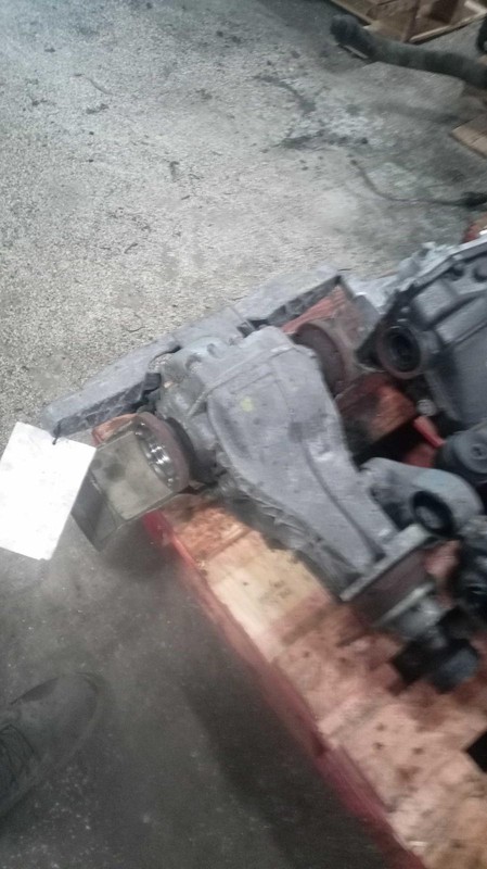 2009 Audi A6 3.0L 4WD Differential Carrier Assembly OEM 129k Miles Black