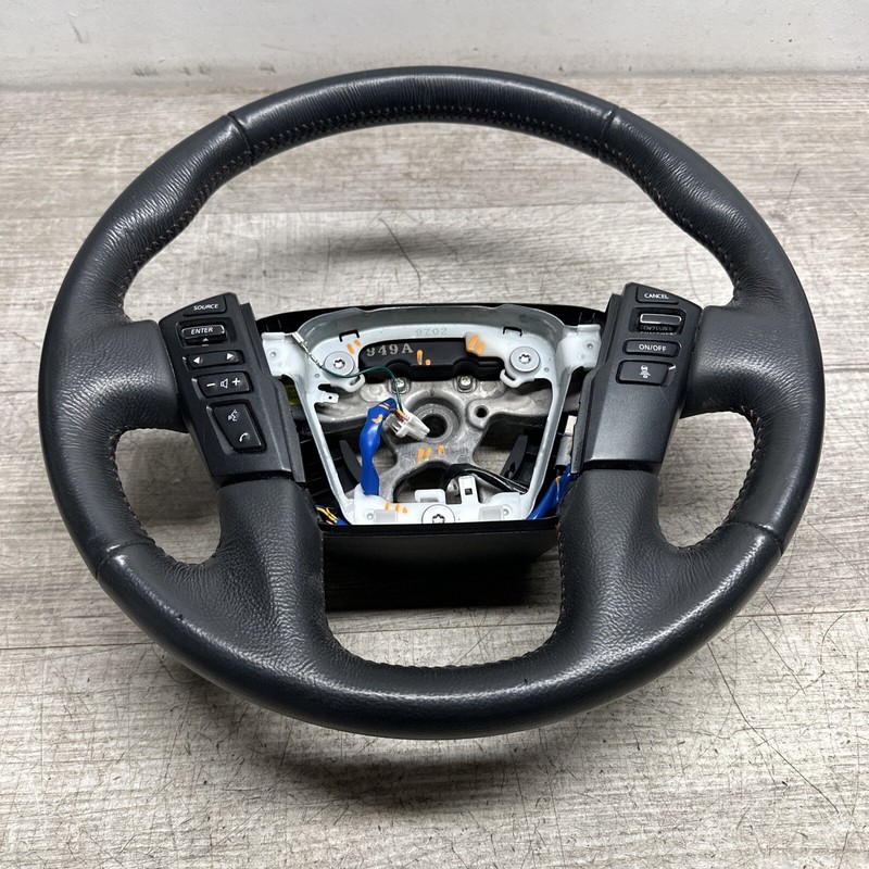 17 - 20 TITAN PRO 4X STEERING WHEEL BLACK LEATHER ORANGE STITCHING With Radar Co