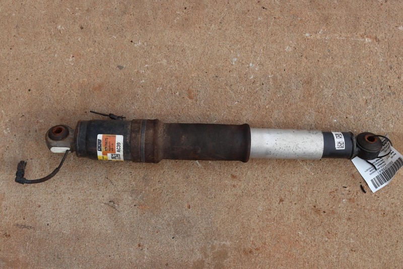 2011-2014 GMC YUKON XL 1500 4X4 REAR SHOCK STRUT ABSORBER LEVELING OEM