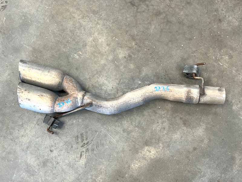 ⭐2009-2016 BMW Z4 M-SPORT RWD REAR ENGINE EXHAUST MUFFLER PIPE TIP OEM LOT2736