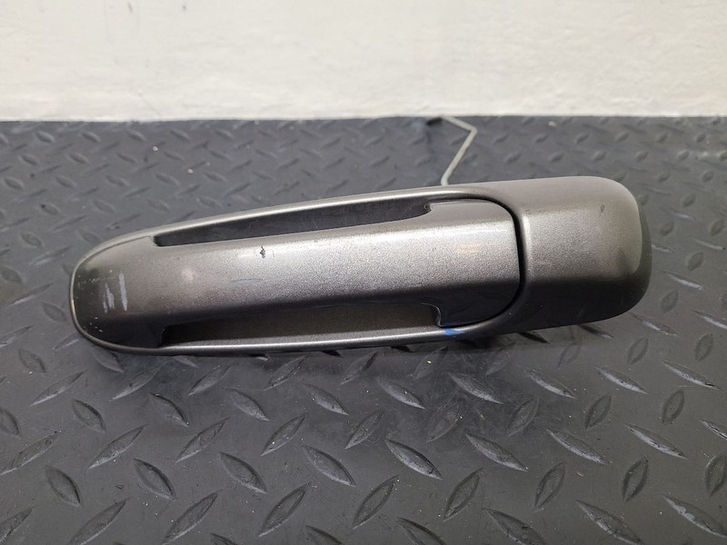 00-04 Jeep Grand Cherokee Front Right Passenger Door Handle Gray OEM 0QR38DX8AB