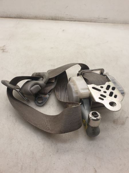 04 05 06 07 TOYOTA HIGHLANDER PASSENGER SIDE FRONT SEAT BELT ASSEMBLY