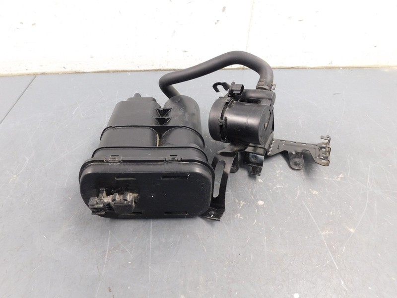 2019 15 -19 Chevy Corvette C7 ZR1 Fuel Vapor Canister Assembly #2309 D5