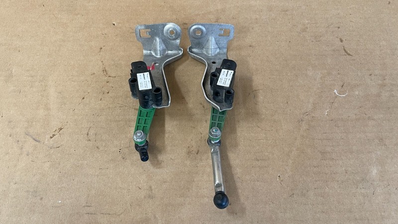 2012-2021 TESLA MODEL S X REAR LEFT & RIGHT AIR SUSPENSION HEIGHT ADJUSTMENT OEM