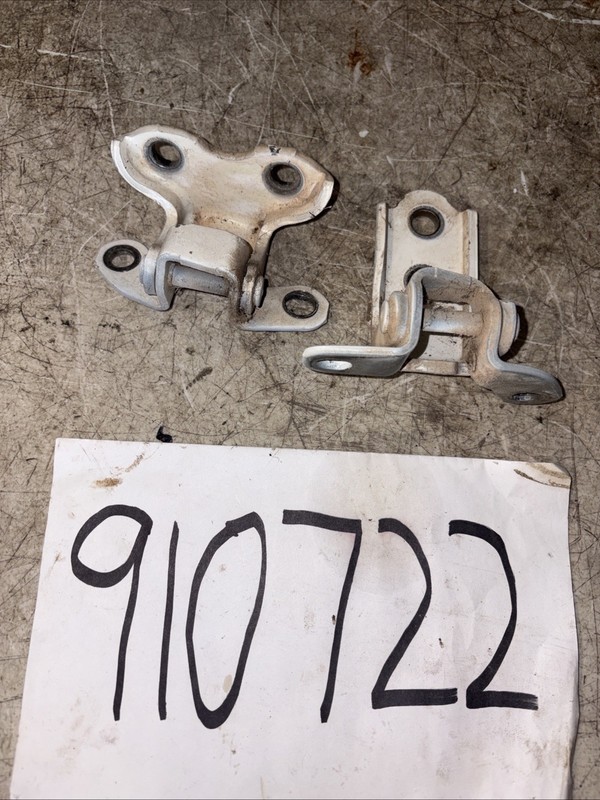 2007-09 LEXUS RX350REAR RIGHT Passenger SIDE DOOR UPPER & LOWER HINGE OEM SET