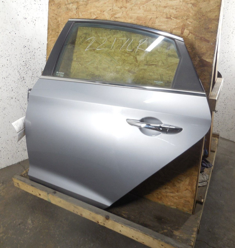 16-19 Hyundai Sonata Hybrid Rear Door Assembly Driver Left Korea Built OEM V7S