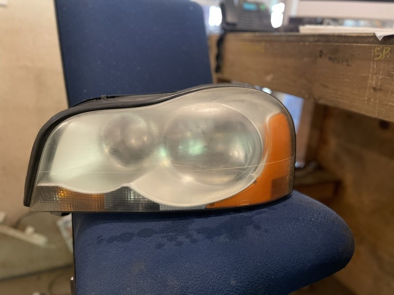 2003 2006 Volvo XC90 Left Driver Side Xenon Headlight OEM 30678600