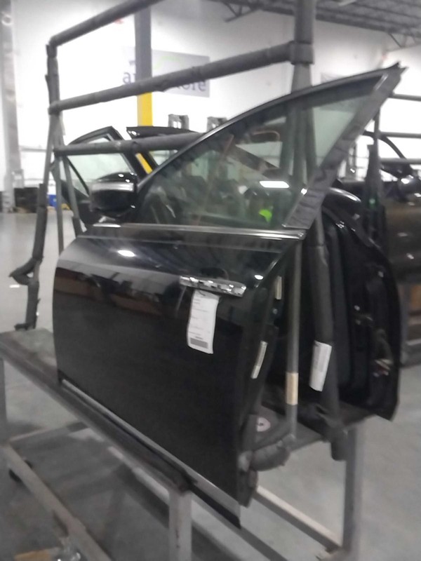 2009 Hyundai Genesis Left Front Door Black Used OEM 272640 150K Miles