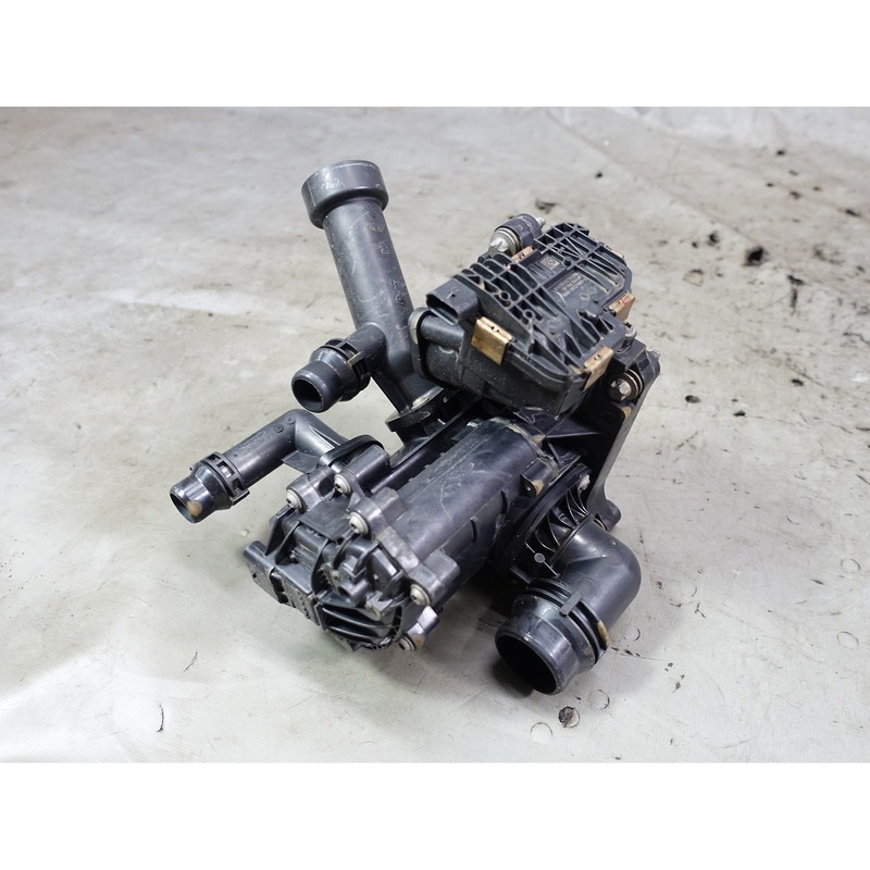 2020-2024 BMW G20 M340i G11 G05 B58 6-Cyl Heat Management Thermostat Housing OEM