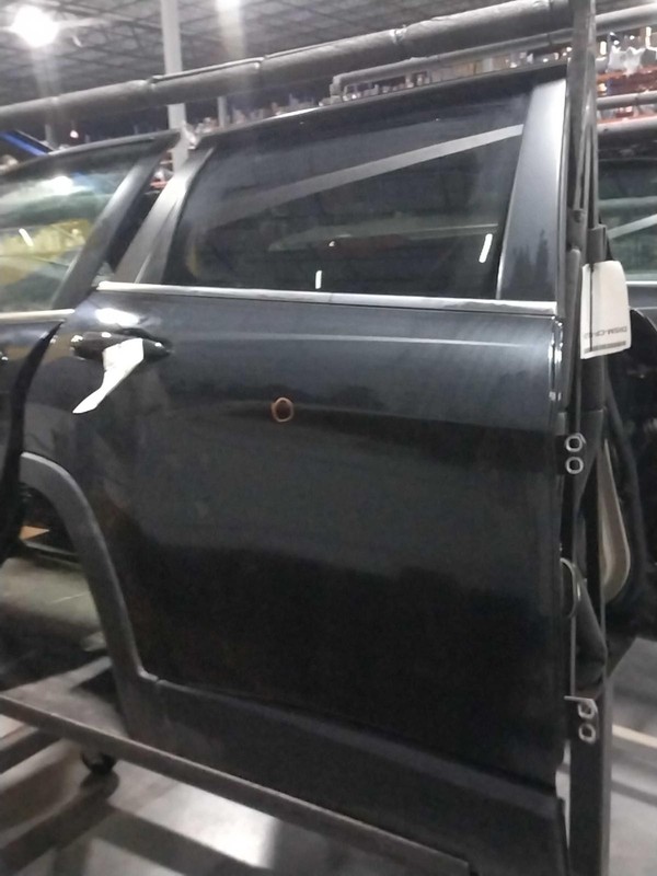 2016 Jeep Cherokee Right Rear Door Black 428860 154k Miles Used
