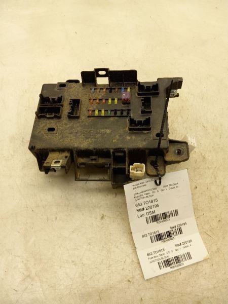 15 TOYOTA TACOMA JUNCTION BLOCK