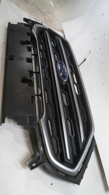 2018 Ford EcoSport Grille OEM Black 4DR SUV Used 59000 Miles GN1Z17B968AB