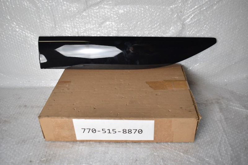 2021-2025 Porshe Macan Rear right side door molding trim OEM 95C839900G