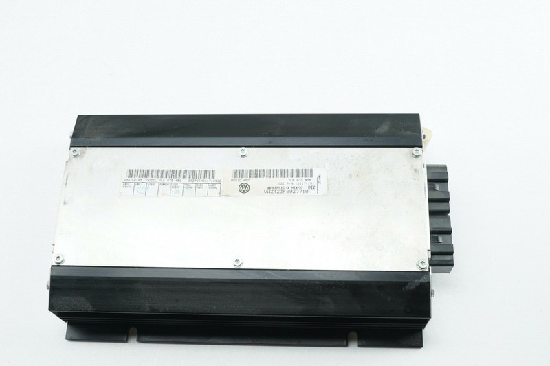 VOLKSWAGEN TOUAREG Amplifier AMP Audio OEM 2004 - 2007 *