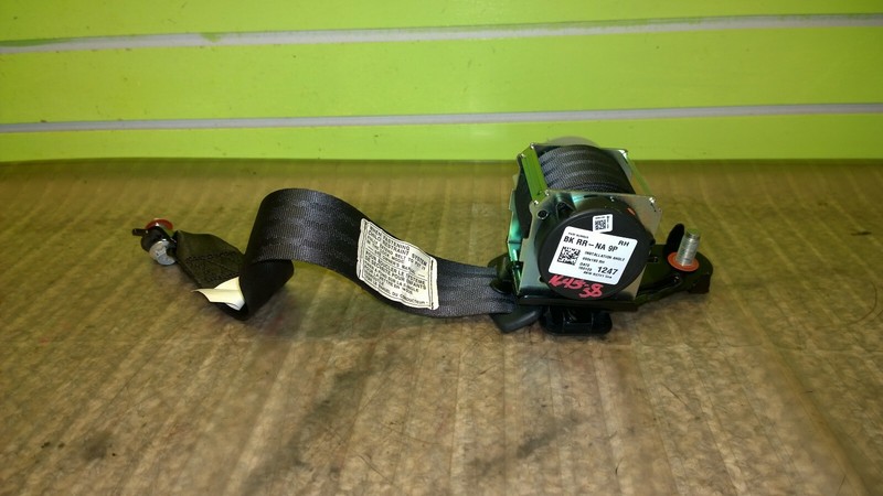 13 14 15 16 HYUNDAI GENESIS COUPE RIGHT REAR SEAT BELT RETRACTOR OEM 1645-38