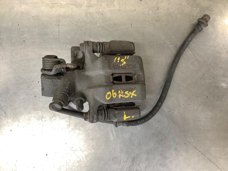 02-06 Acura RSX S-type Left driver side Rear Brake caliperassembly UsedOEM
