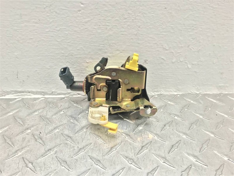 1997-2003 FORD F150 PASSENGER REAR DOOR LATCH OEM F75Z-1521812-A
