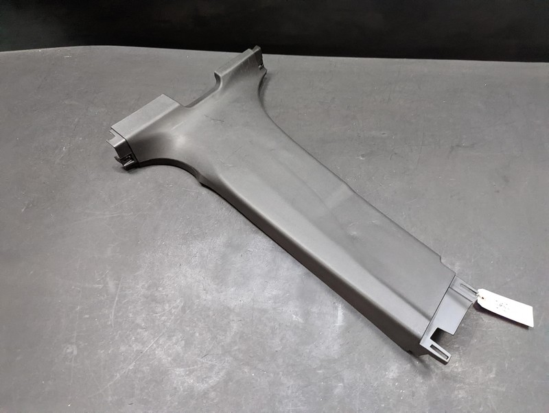 Center Right B Pillar Lower Trim Panel 2022 Chevrolet Equinox 84149061 18-2023 X