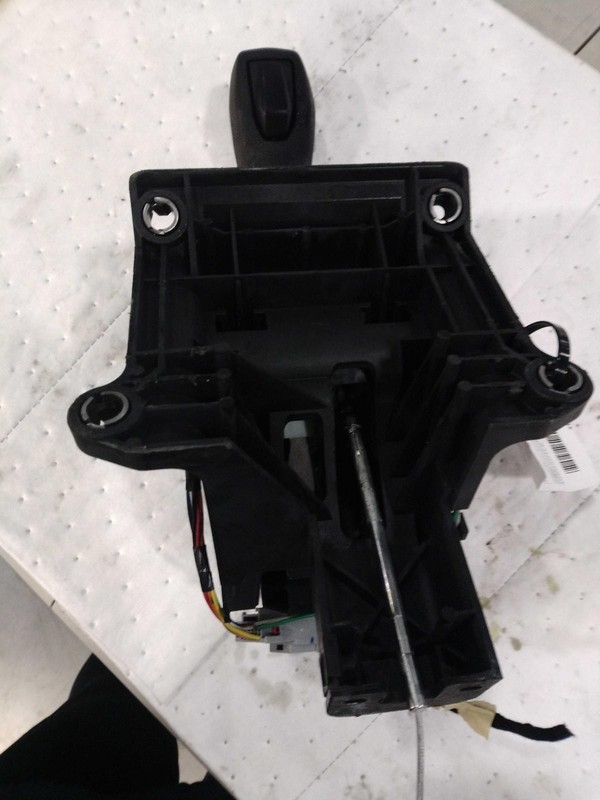 2016 Ford Escape Automatic Transmission Shift Lever Assembly - 132K Miles