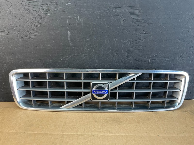 2003 to 2013 Volvo XC90 Front Upper Grill Grille Oem AC5134 DG