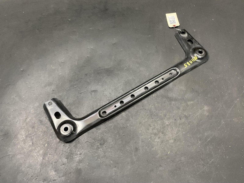 Front Crossmember Brace Bracket 2019 Nissan Sentra 544C4-EL000 2013 2014 - 2019
