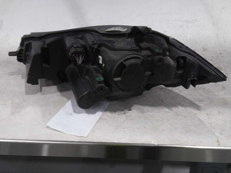 2014 Jaguar XF Right Headlight Assembly OEM 416862, 66K Miles, Xenon/HID