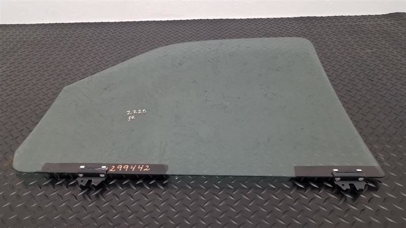 96-19 GMC Savana 1500 2500 3500 Right Passenger Door Glass Window OEM 84458571