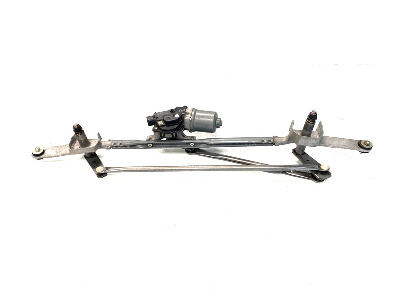 2018-2021 BUICK ENCLAVE FRONT WINDSHIELD WIPER LINKAGE W/ MOTOR OEM #A0.30