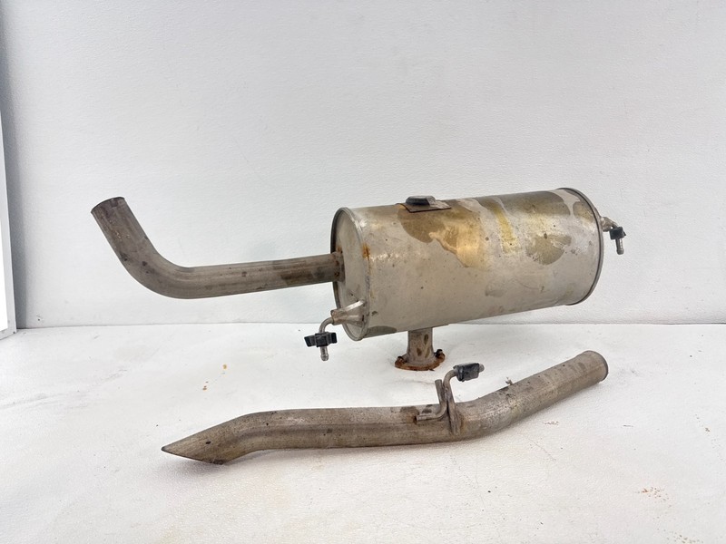 2017 - 2020 TOYOTA SIENNA FWD 3.5L EXHAUST SYSTEM REAR MUFFLER OEM