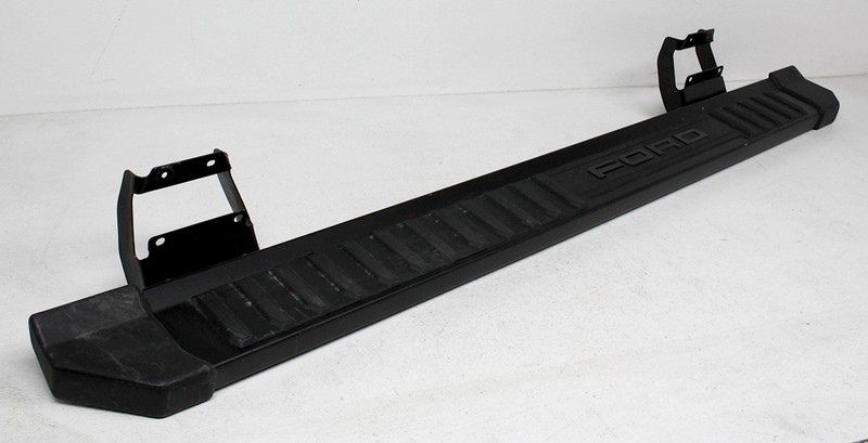 OEM Running Board For Ford F150 75 Inch Rails ML34-16451-KA5YZ9 Scratches