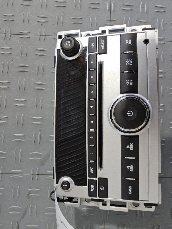 2009-2012 Chevy MALIBU Radio AM Mono-FM Stereo-CD Player Opt U1C