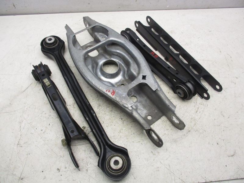RH RIGHT REAR SET OF CONTROL ARMS LOWER UP FITS 12-15 BMW X1 4571