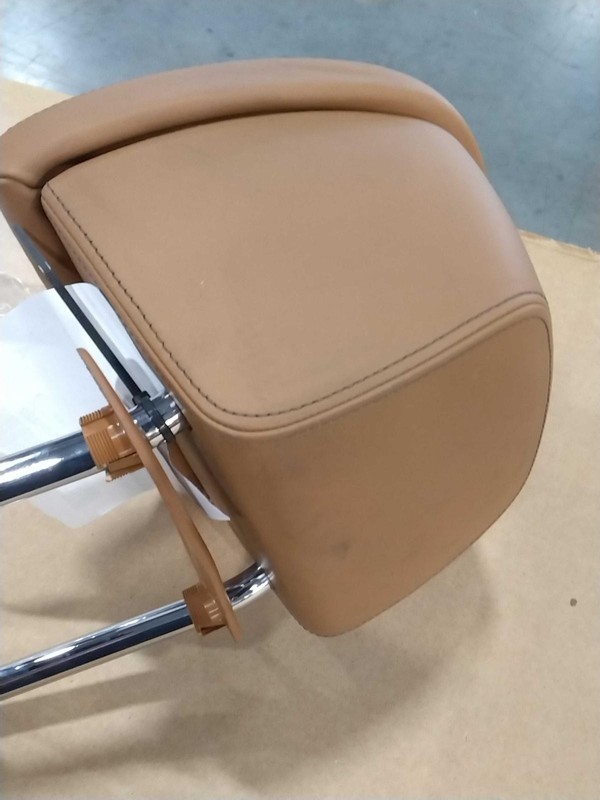 2016 BMW 750i BLACK Headrest OEM Used 52000 Miles - Non-Interchange Item