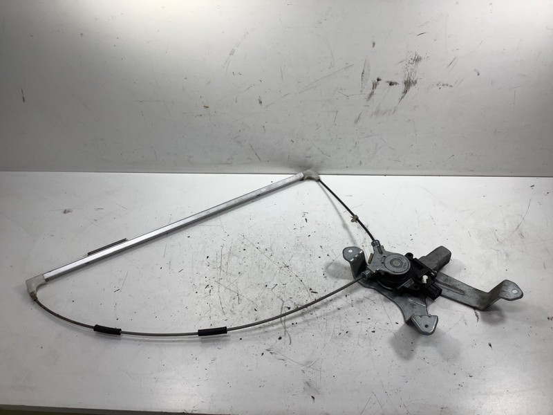 06-014 Honda Ridgeline Rear Sliding Glass Regulator OEM