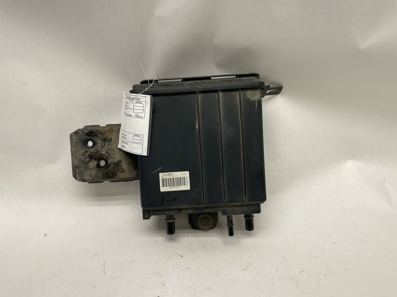 2015-2017 CADILLAC ESCALADE EVAPORATOR CANISTER VAPOR CHARCOAL CANISTER 15220023