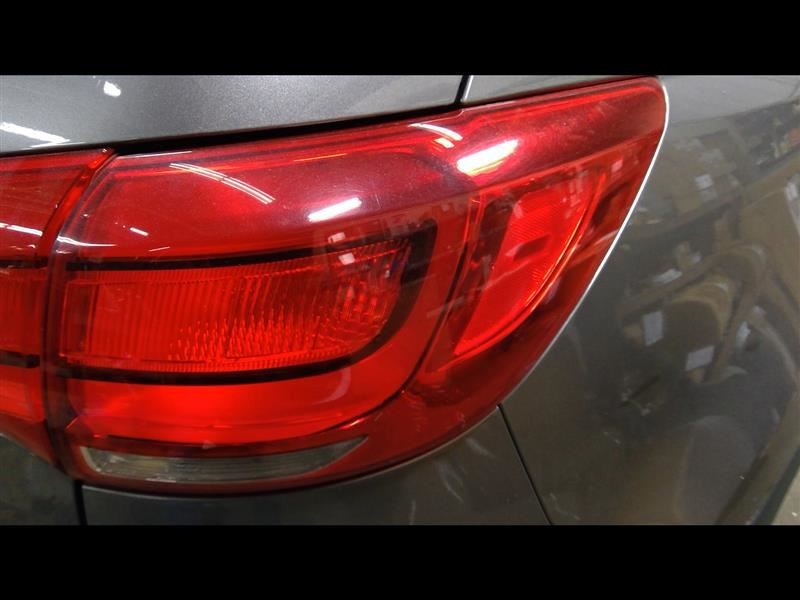 Passenger Tail Light Quarter Panel Mounted Fits 14-16 SPORTAGE 632281